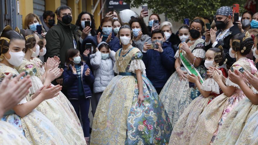 Así es el espolín de la Fallera Mayor Infantil de València