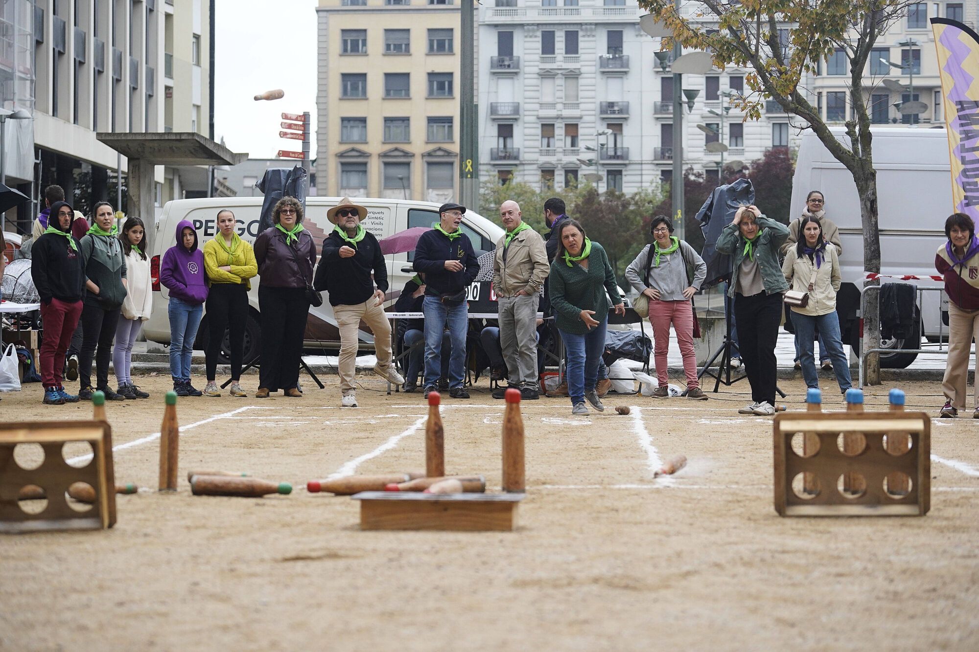 Girona plaça Santa Susanna fires i festes de sant narcís VII Llançament de Bitlles Catalanes