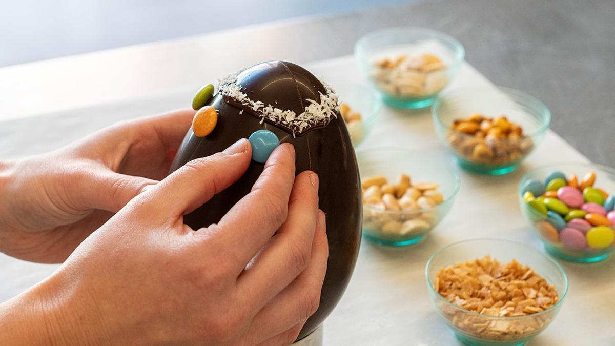 Talleres infantiles de figuras y huevos de Pascua en el Museu de la Xocolata.