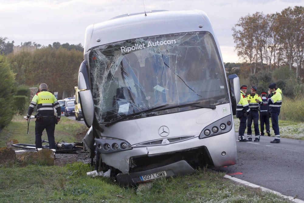 Onze escolars de sisè de primària han resultat ferits en l''accident