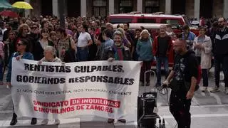 El Sindicato de Inquilinas reúne a casi un millar de personas en las calles de Zamora: "La gente sin techo reclama sus derechos"