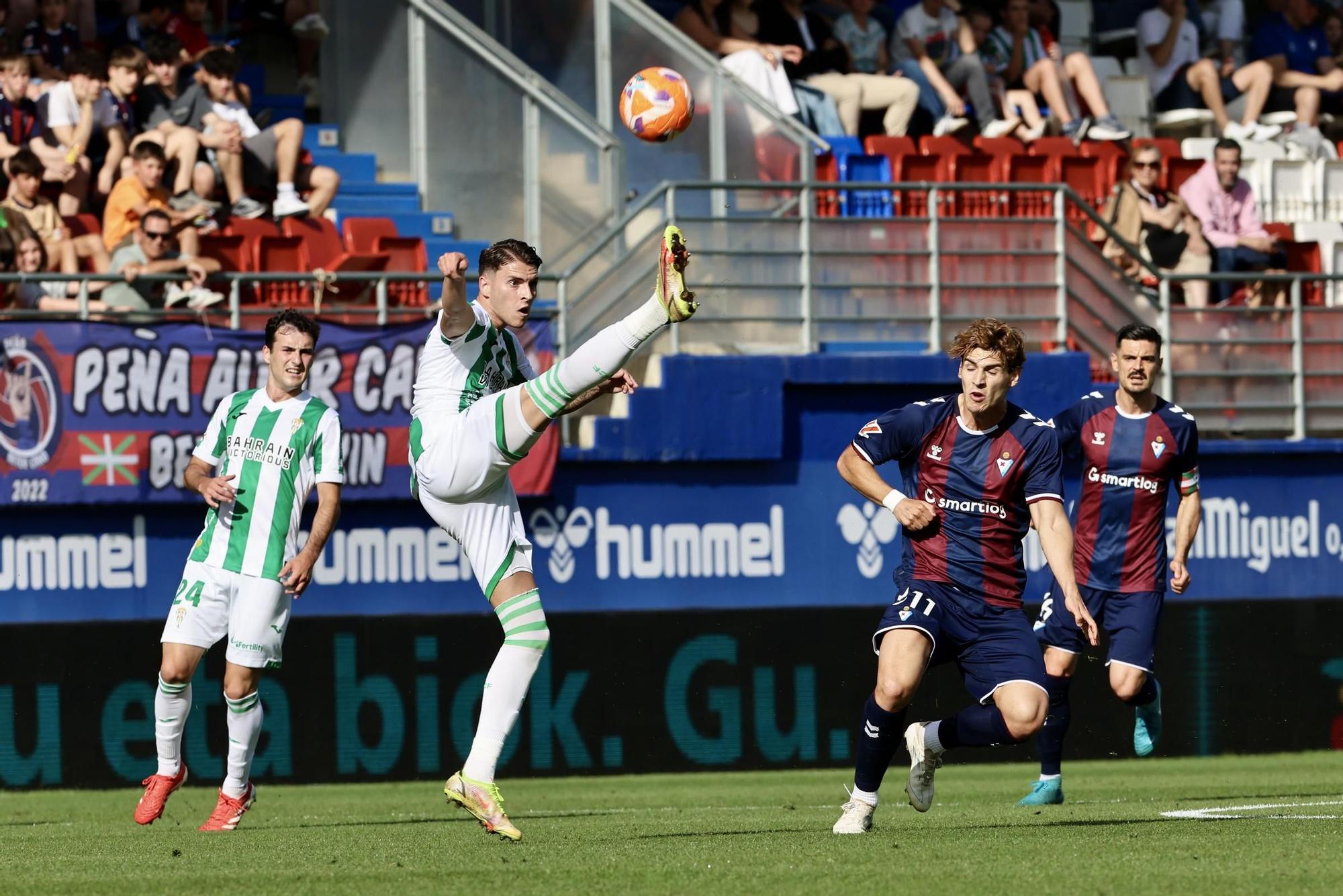 Eibar-Córdoba CF | Las imágenes del partido de LaLiga Hypermotion