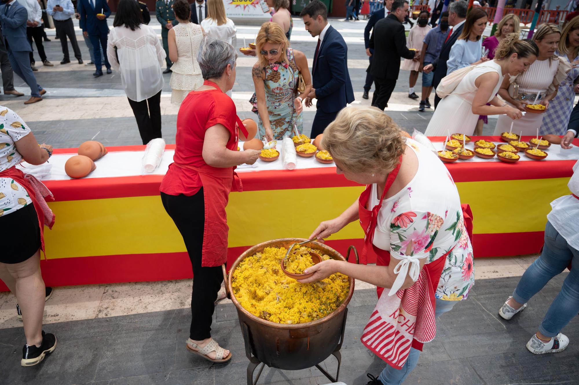 Revive el día grande de Santa Quitèria en Almassora con Les Calderes y la mascletà