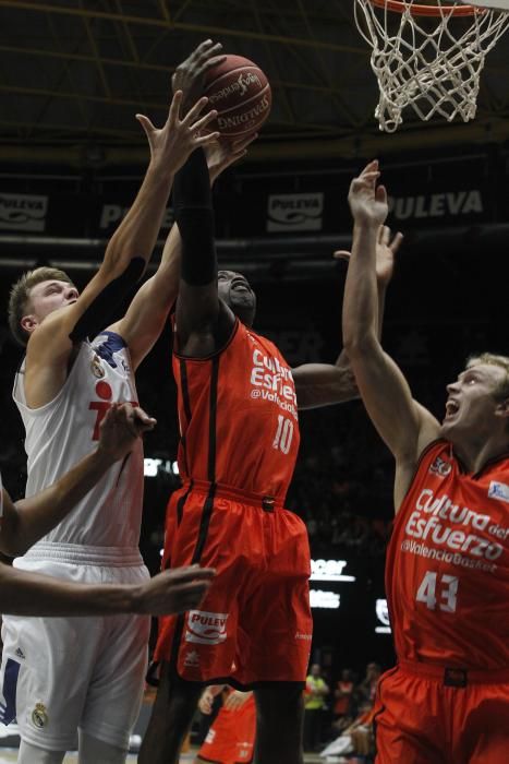 Las mejores imágenes del Valencia Basket - Real Madrid