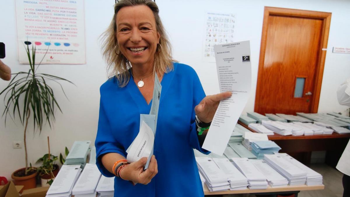 Albás espera &quot;mucha participación&quot; porque &quot;los cordobeses quieren la sorpresa en positivo&quot;