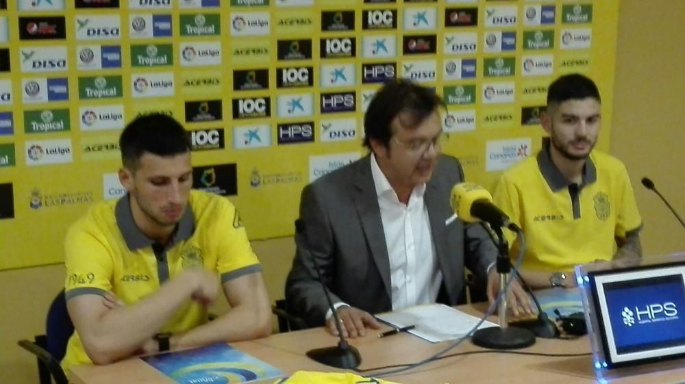 Presentación de Calleri y Hernán Toledo