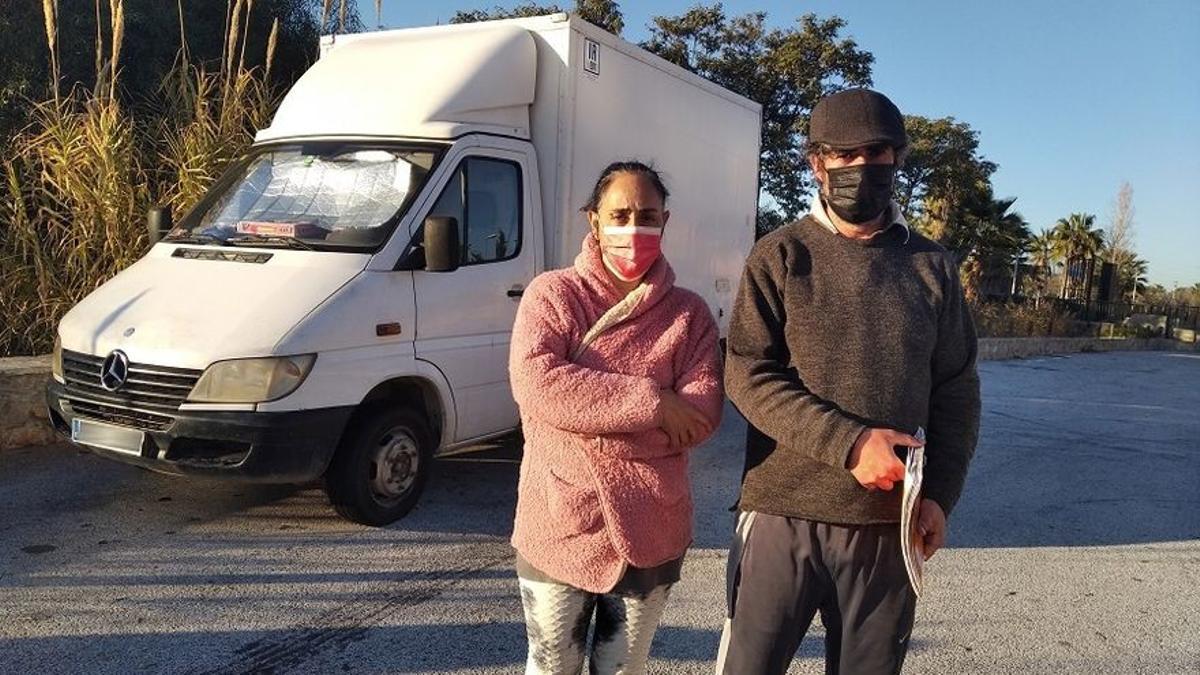 Yolanda y José Manuel, cuando vivían en la furgoneta, el pasado enero.