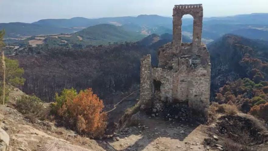 Imatges des de Castell de Queralt i església Sant Joan de Queralt a Bellprat