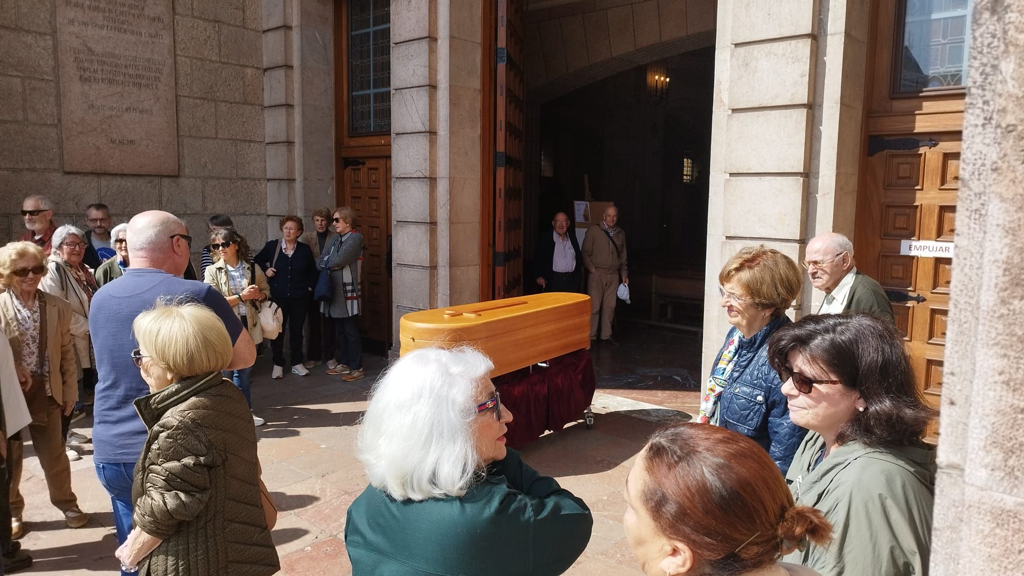 Funeral de Belén del Valle en Cangas de Onís.