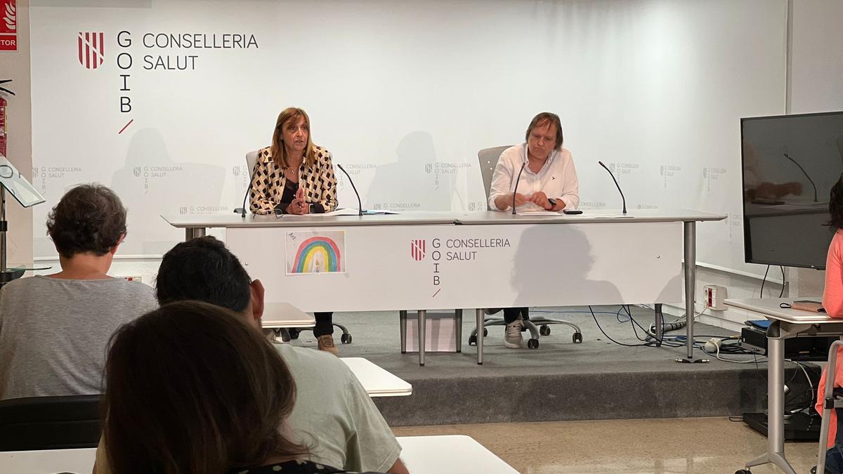 Maria Antònia Font y Eugènia Carandell presentan la campaña de vacunación combinada de covid-19 y gripe