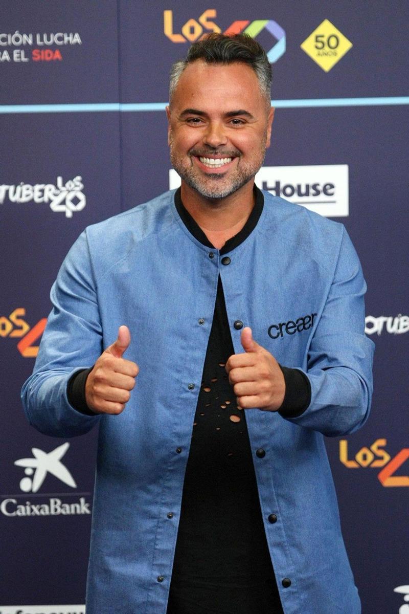 Juan Magán, de los más sonrientes en los Premios 40 Principales