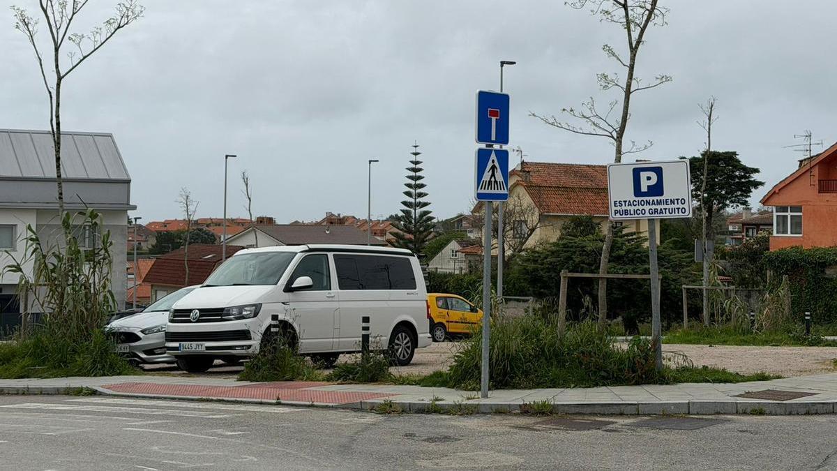El aparcamiento gratuito de la rúa Vilameán.