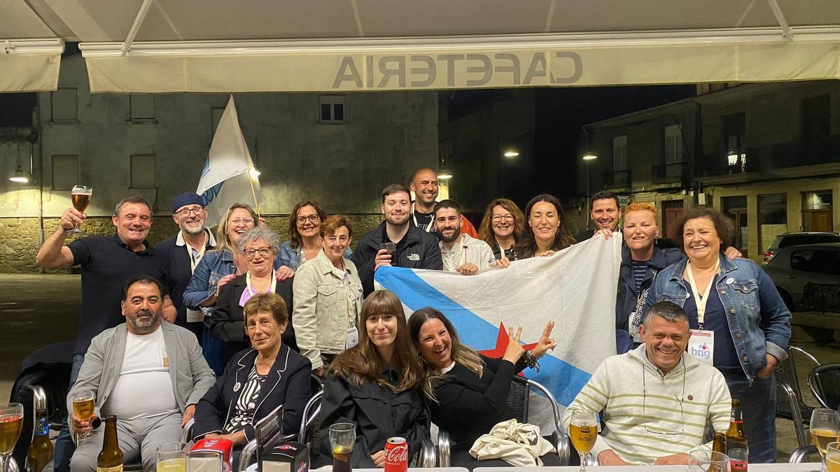 Los nacionalistas celebrando la victoria en el Ullán.   | //  FDV