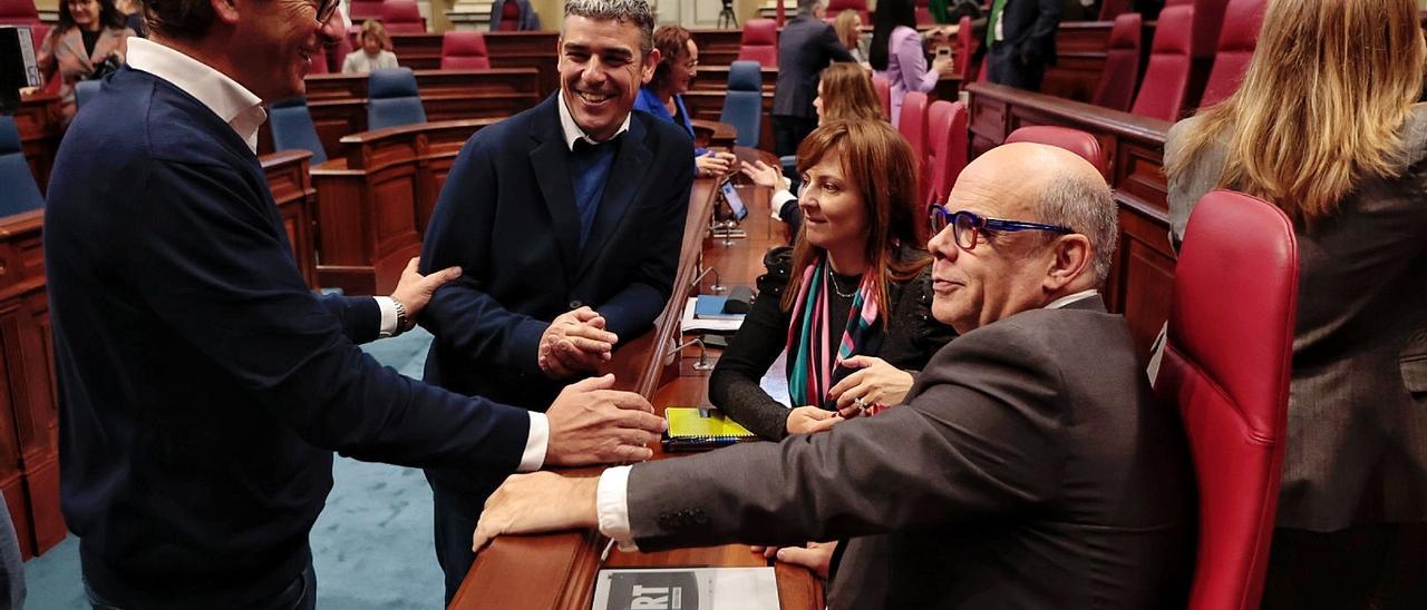 Pleno extraordinario en el Parlamento de Canarias (19/01/2023)