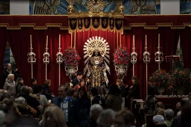 Las mejores imágenes del besapiés del Cristo de Medinaceli, en Madrid