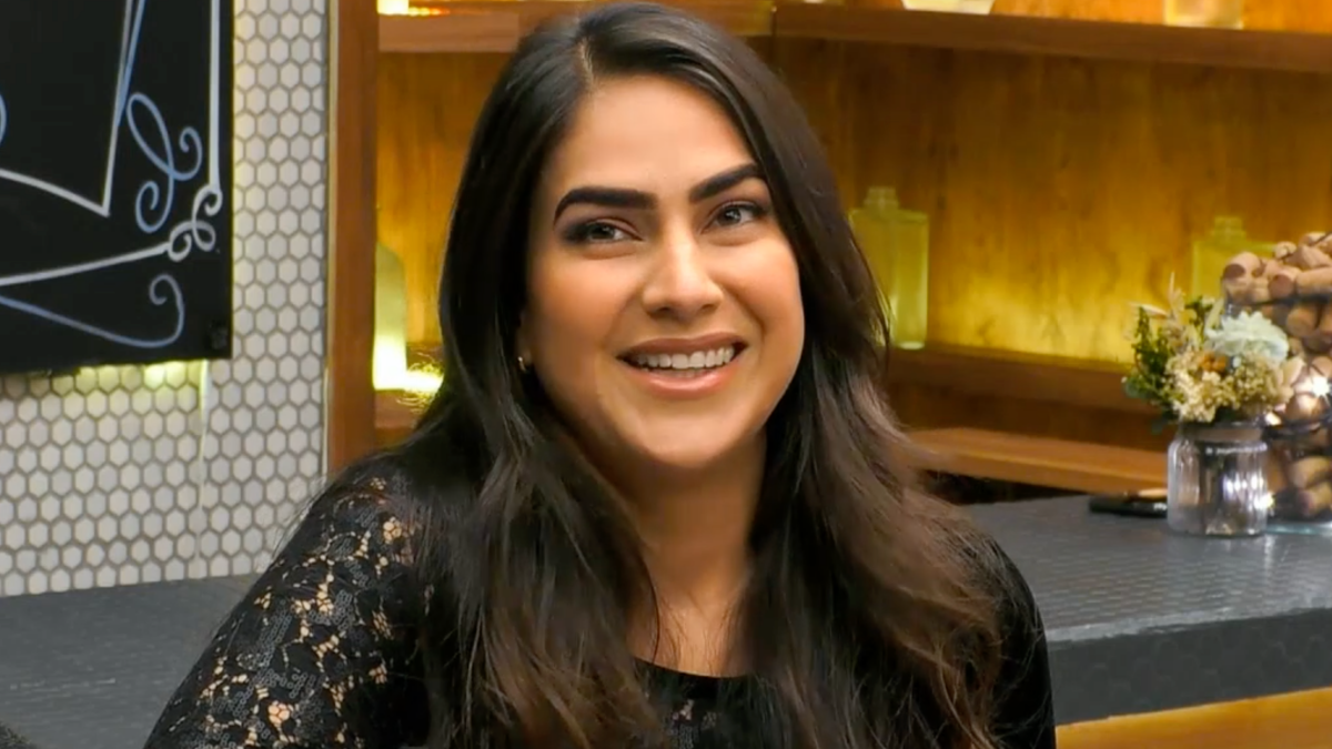 Caroline revela a ‘First Dates’ que els espanyols no la convencen: «Són una mica masclistes» Caroline revela a ‘First Dates’ que els espanyols no la convencen: «Són una mica masclistes»