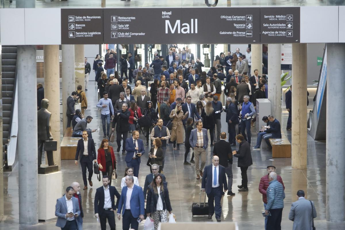 Actividad en la feria Cevisama del año 2020.
