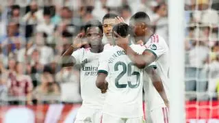Un Real Madrid de dos caras supera al Rayo Vallecano y sigue la estela del Barça en la pelea por LaLiga