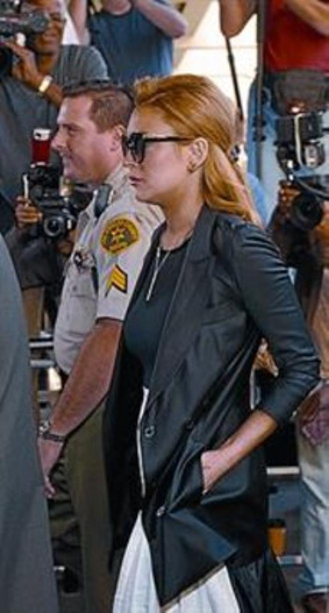 Lindsay Lohan vuelve a la cárcel a la espera de juicio