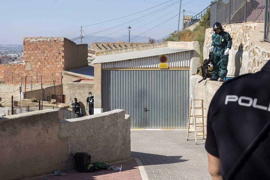 Encuentran muerto a un vecino de Lorca desaparecido encajado en el hueco entre dos casas