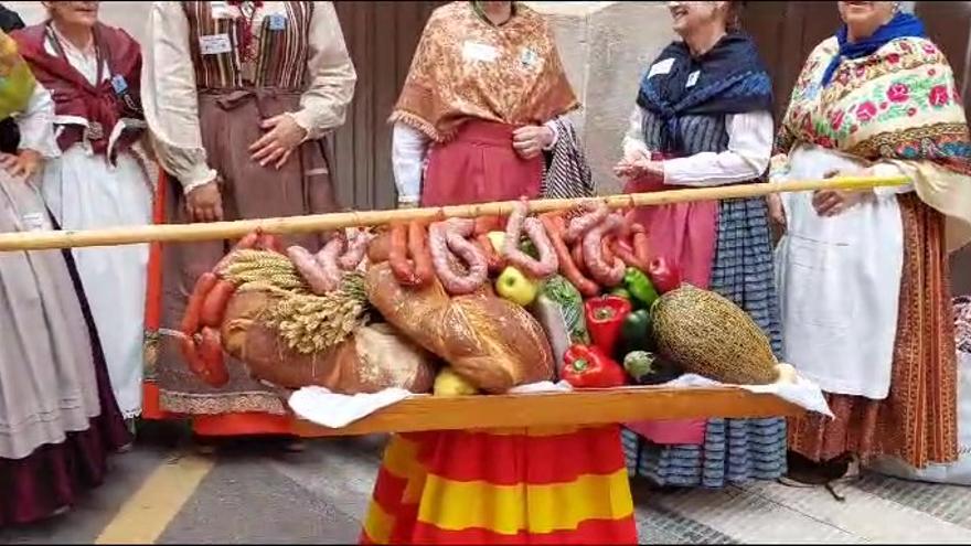 VÍDEO | Deliciosos alimentos para la Virgen del Pilar en la Ofrenda de frutos