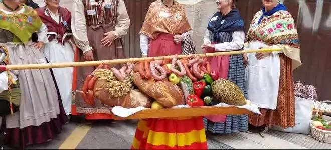 VÍDEO | Deliciosos alimentos para la Virgen del Pilar en la Ofrenda de frutos