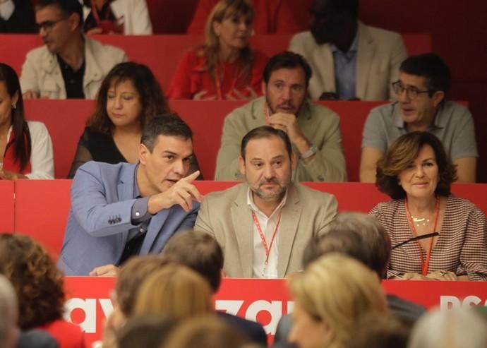 Ángel Víctor Torres asiste en Madrid al Comité Federal del PSOE