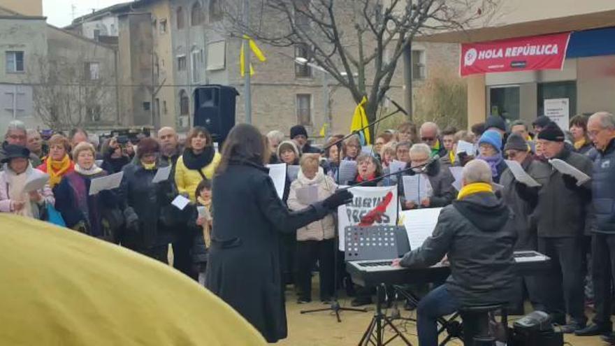 Nadales a Sallent per reclamar la llibertat dels presos