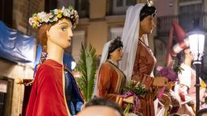 Passejada de les gegantes Laies amb motiu de les Festes de Santa Eulàlia 2020