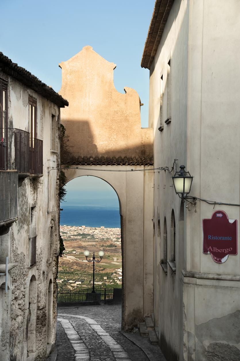 Las vistas del mar Jónico desde Gerace