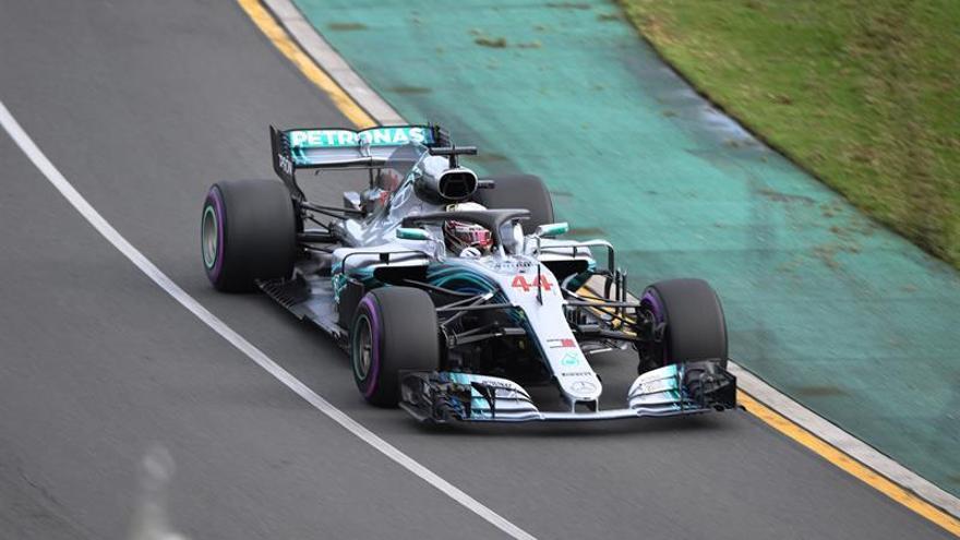 Hamilton se lleva la primera &#039;pole&#039; de la temporada