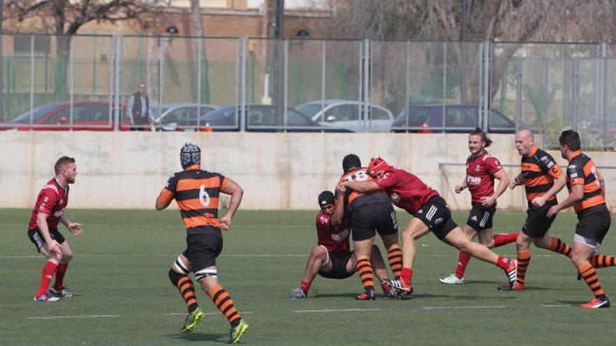 Les Abelles ganó  al CAU Valencia  por 31-10.