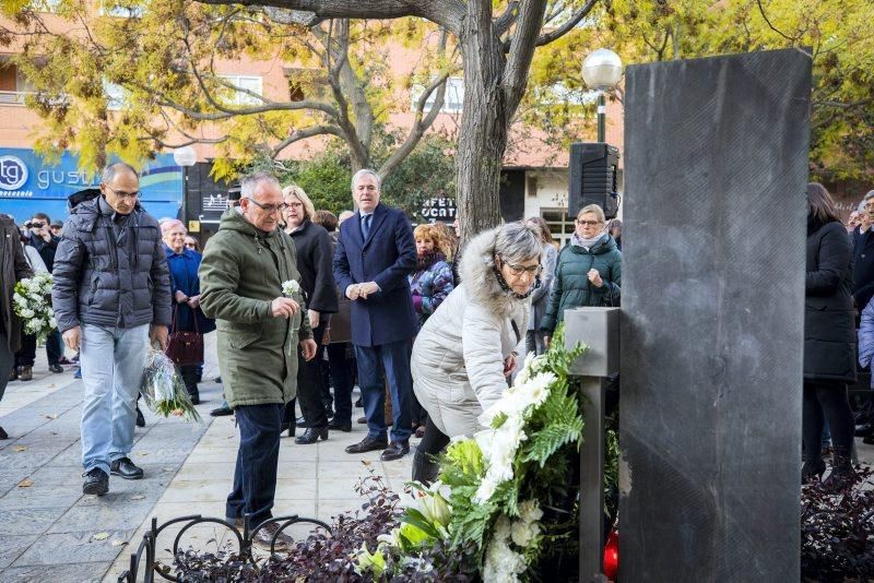 Homenaje a las víctimas de la casa cuartel de Zaragoza