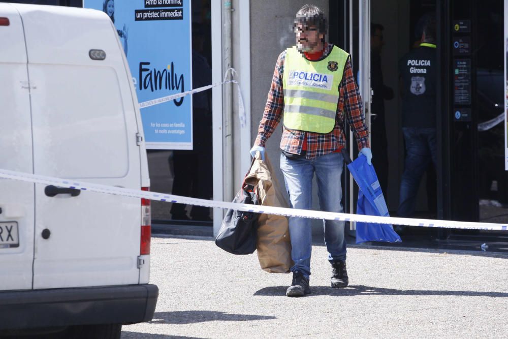 Atracament en una sucursal bancària a la Devesa.