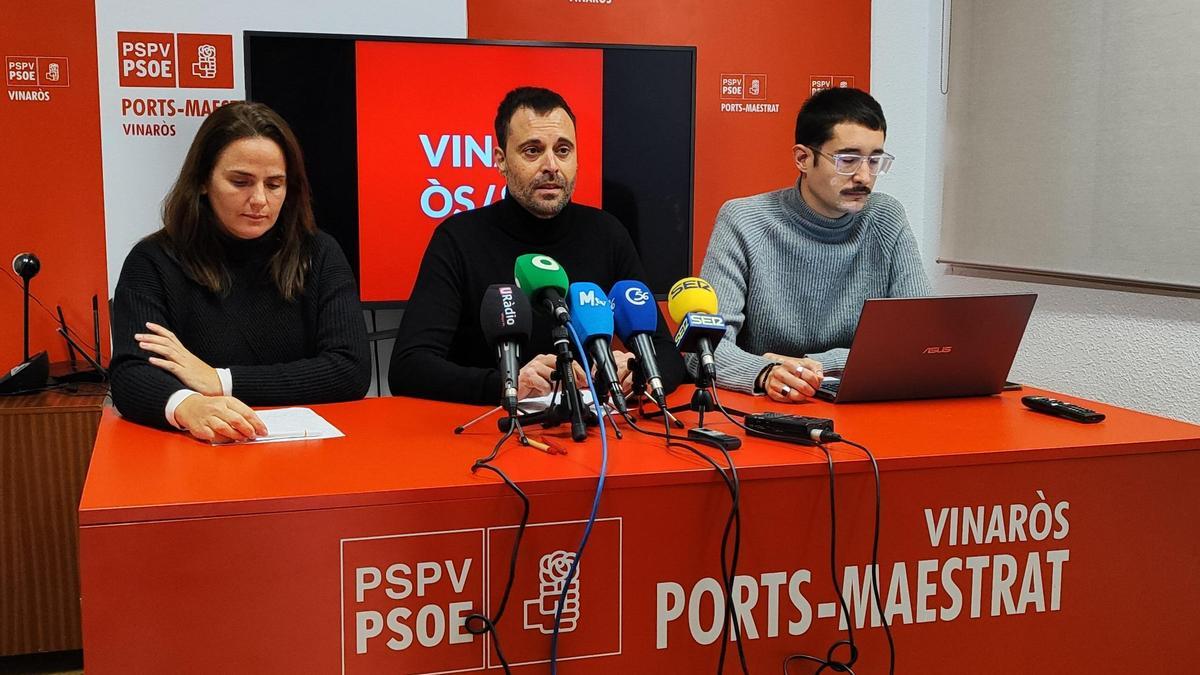 De izquierda a derecha, Carmen Morellà, Guillem Alsina y Marc Albella, en rueda de prensa.