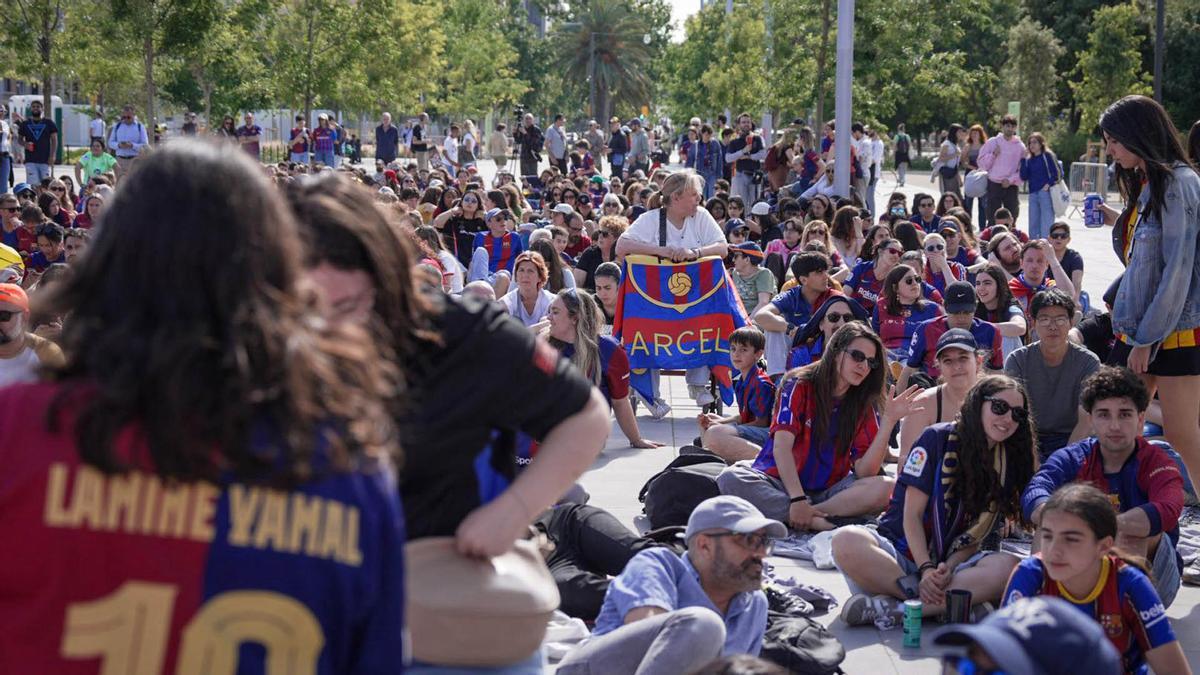 Ambiente en Barcelona por la  final de la Champions femenina Barça-Arsenal