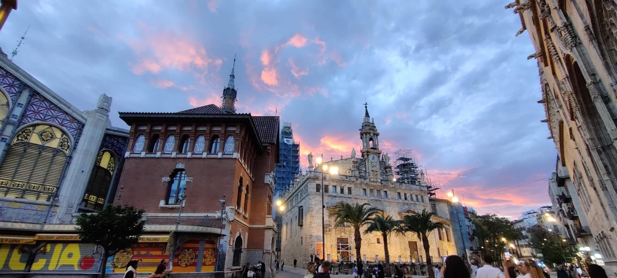 Las mejores fotos del cielo anaranjado de València