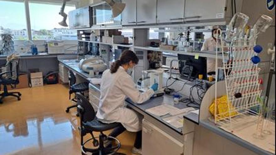 Laboratori de Nanomol Technologies al Parc de Recerca de la UAB