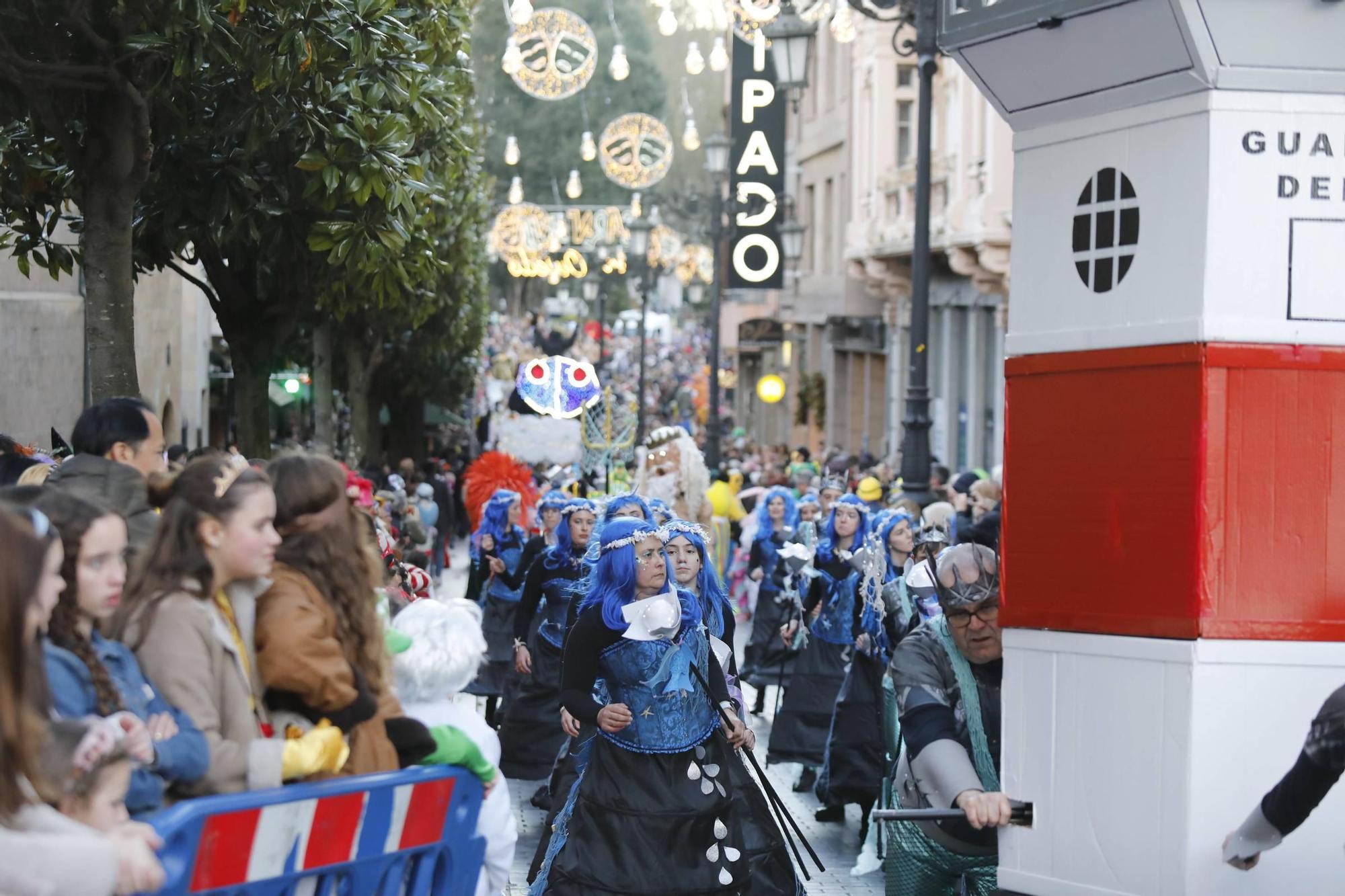 Así fue el desfile de Carnaval en Oviedo
