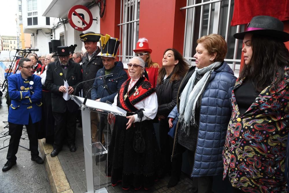 La ciudad recuerda a Cantero, Canzobre, César San José y Juan Manuel Iglesias en la calle Arenal, la plaza del Parque, San José y la plaza Juan Iglesias Mato.