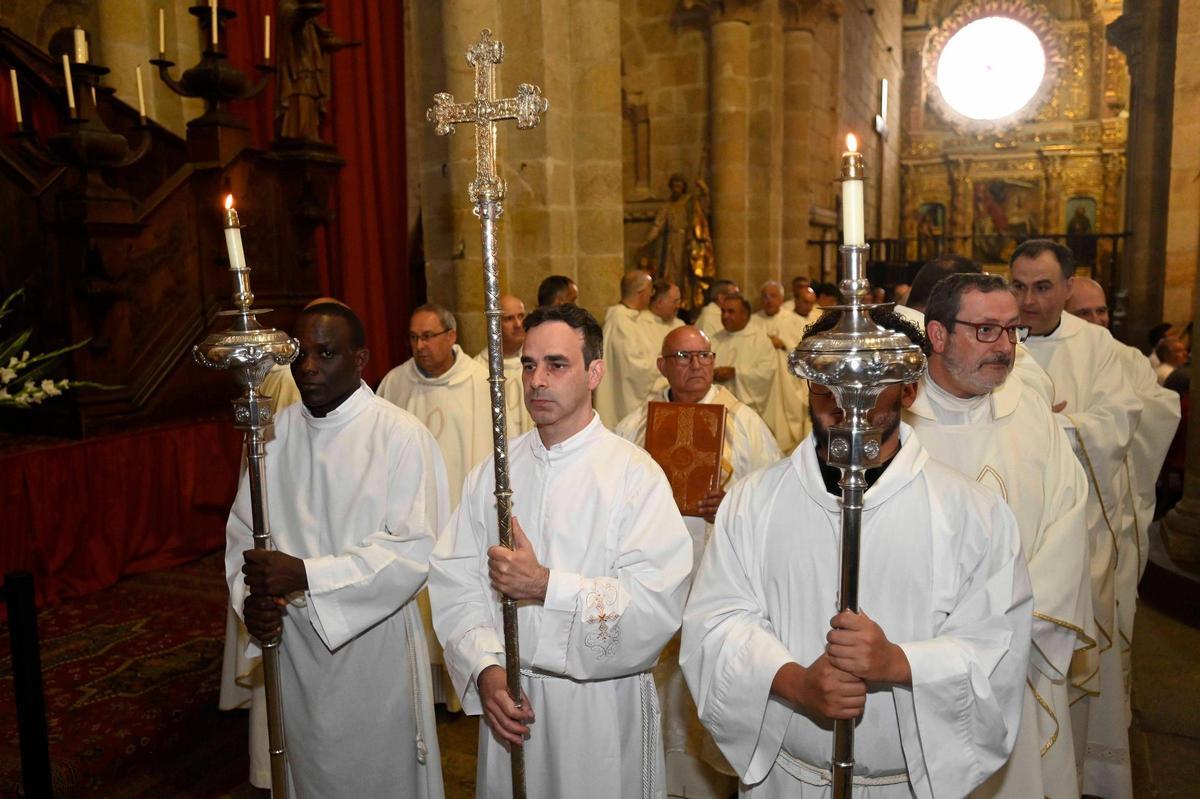 Antonio Valín toma posesión como obispo de Tui-Vigo: las mejores imágenes de la celebración