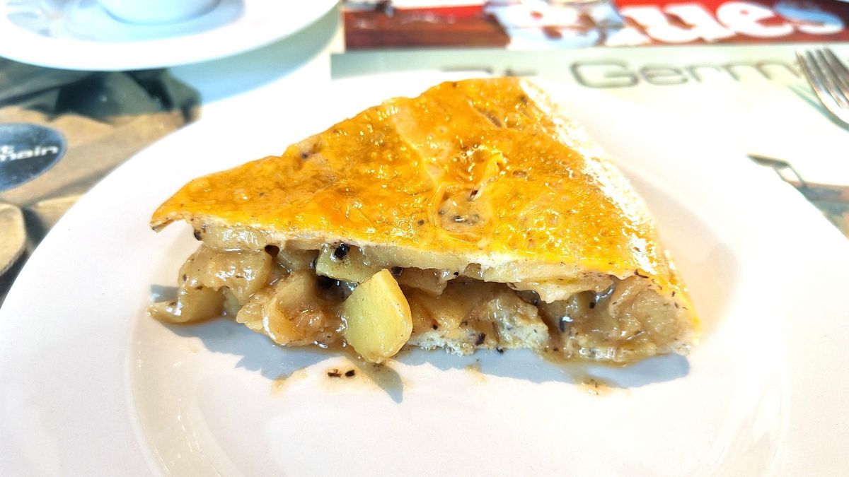 La tortilla de patatas con cheddar y 'tartufata' de la cafetería Saint Germain.