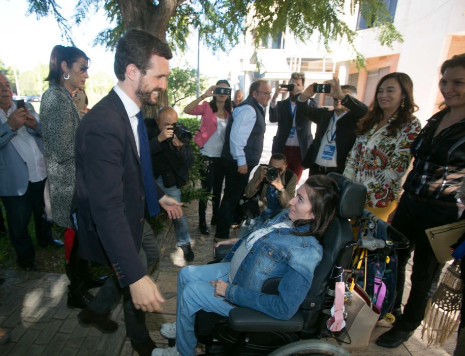 Pablo Casado centra su campaña en la economía durante un acto del PP celebrado en Alicante