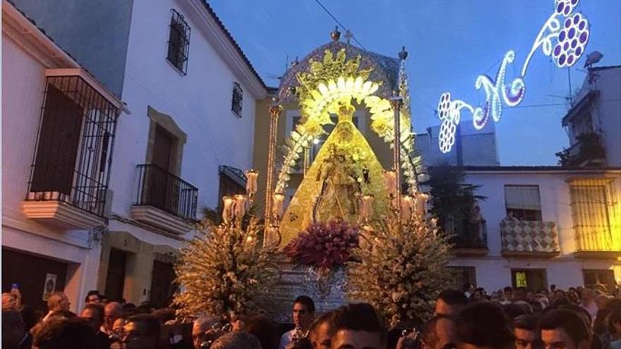 Varios municipios celebran en la calle fiestas patronales