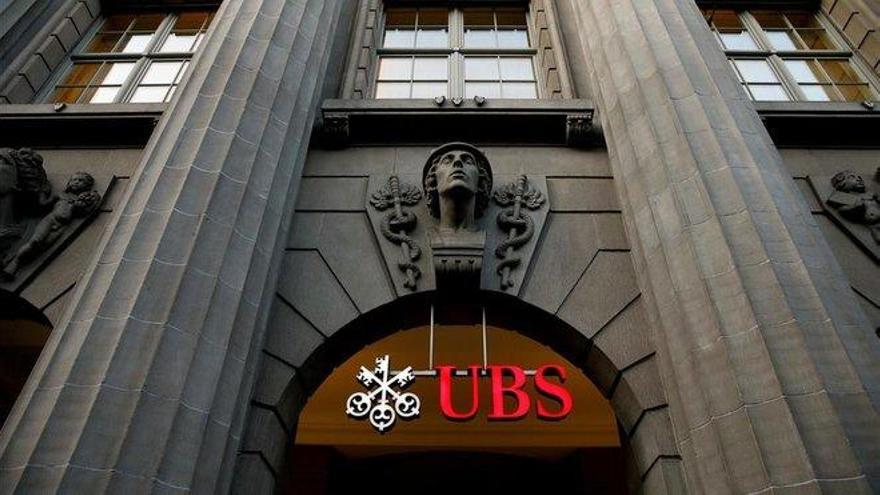 UBS cobrará un 0,60% a los depositantes con más de 500.000 euros