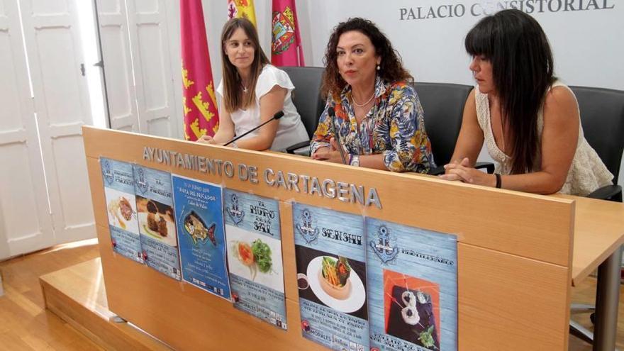 Vecinos de Cabo de Palos exigen agentes especializados &quot;para combatir el botelleo&quot;