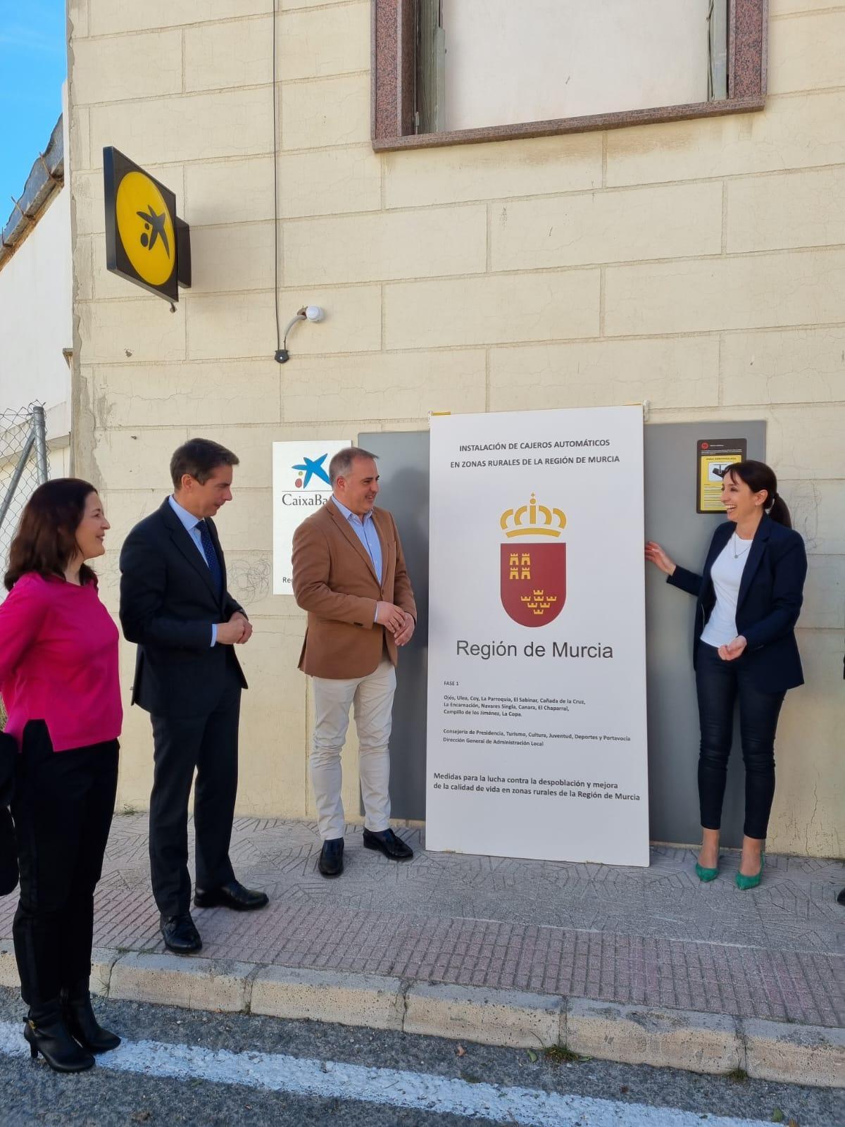 Cajero en La Copa de Bullas