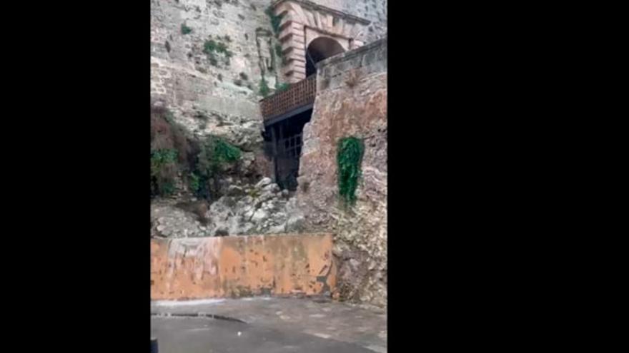 Lluvia en la muralla de Ibiza