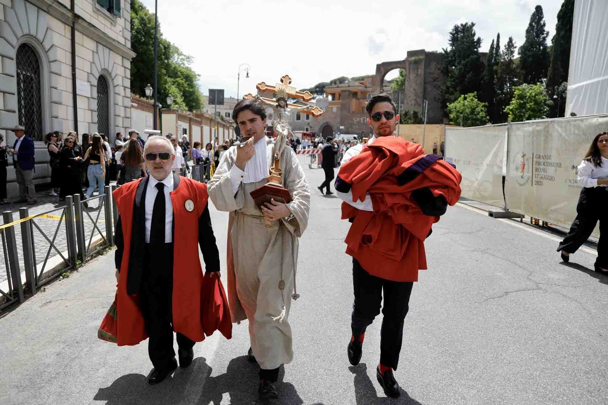 Gran procesión por el Jubileo de las Cofradías, en fotos