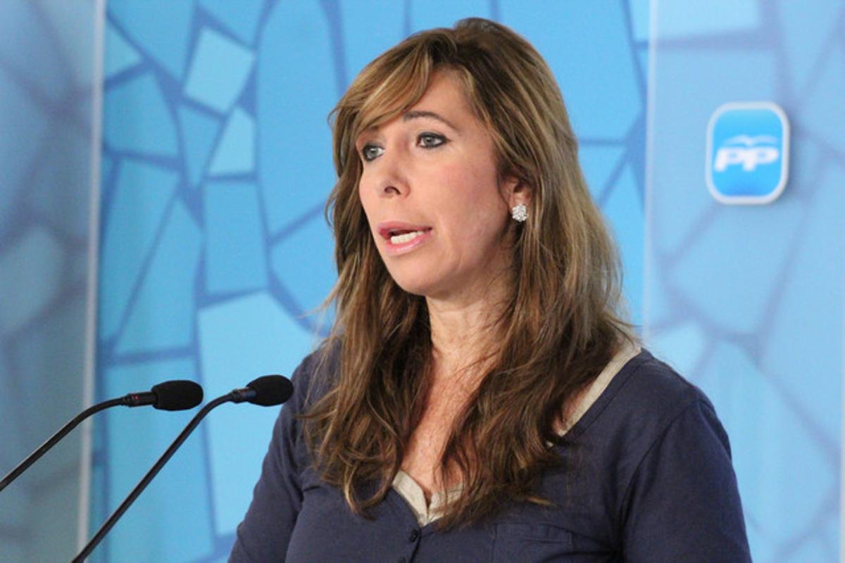 Alicia Sánchez-Camacho, durant una roda de premsa, aquest dijous a la seu del PPC a Barcelona. Alicia Sánchez-Camacho, durant una roda de premsa, aquest dijous a la seu del PPC a Barcelona.